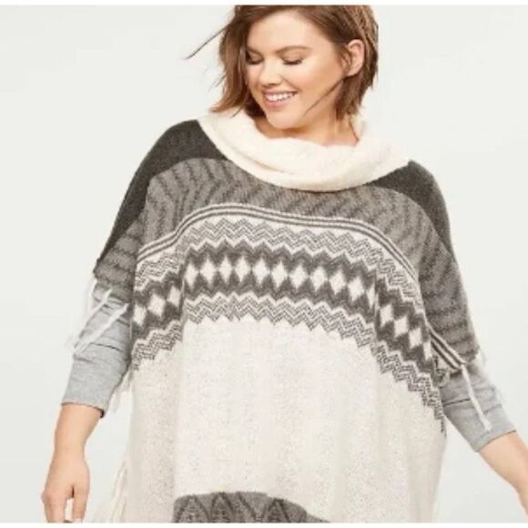 Layne Bryant NWT fringed poncho - Picture 1 of 7